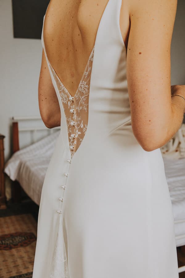 robe-de-mariage-moderne-dentelle-sur-mesure-nantes-silvene-hedon