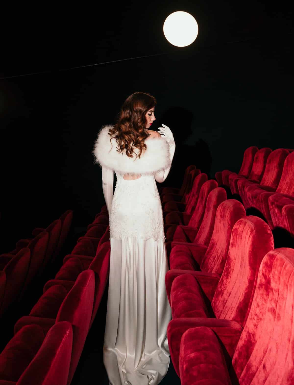 Robe de mariée inspirée des années 50 à Hollywood créée par Silvène Hédon à Nantes